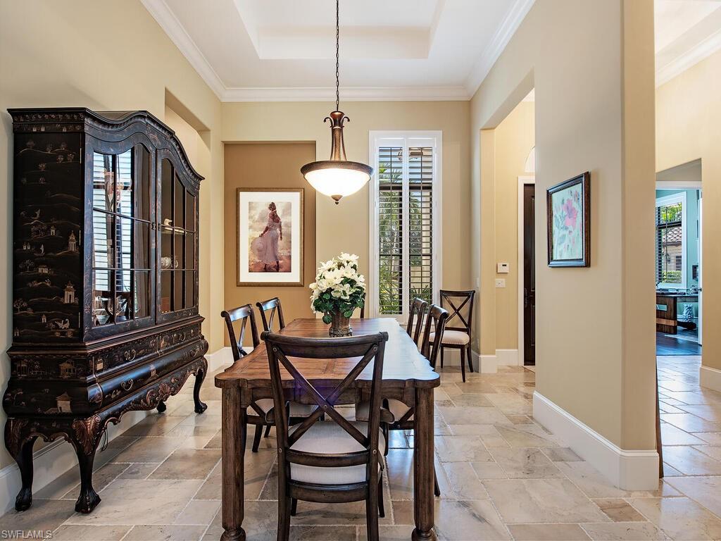 TRADITIONS - Residential