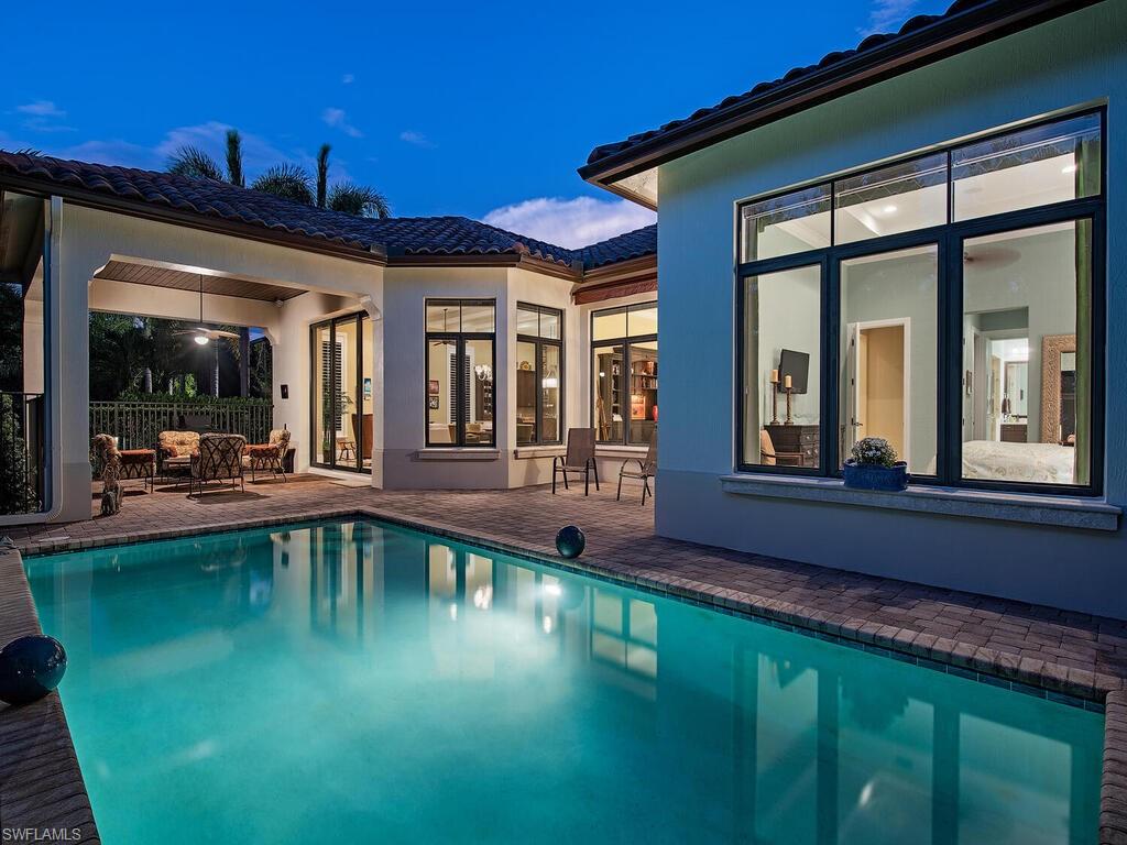 TRADITIONS - Residential