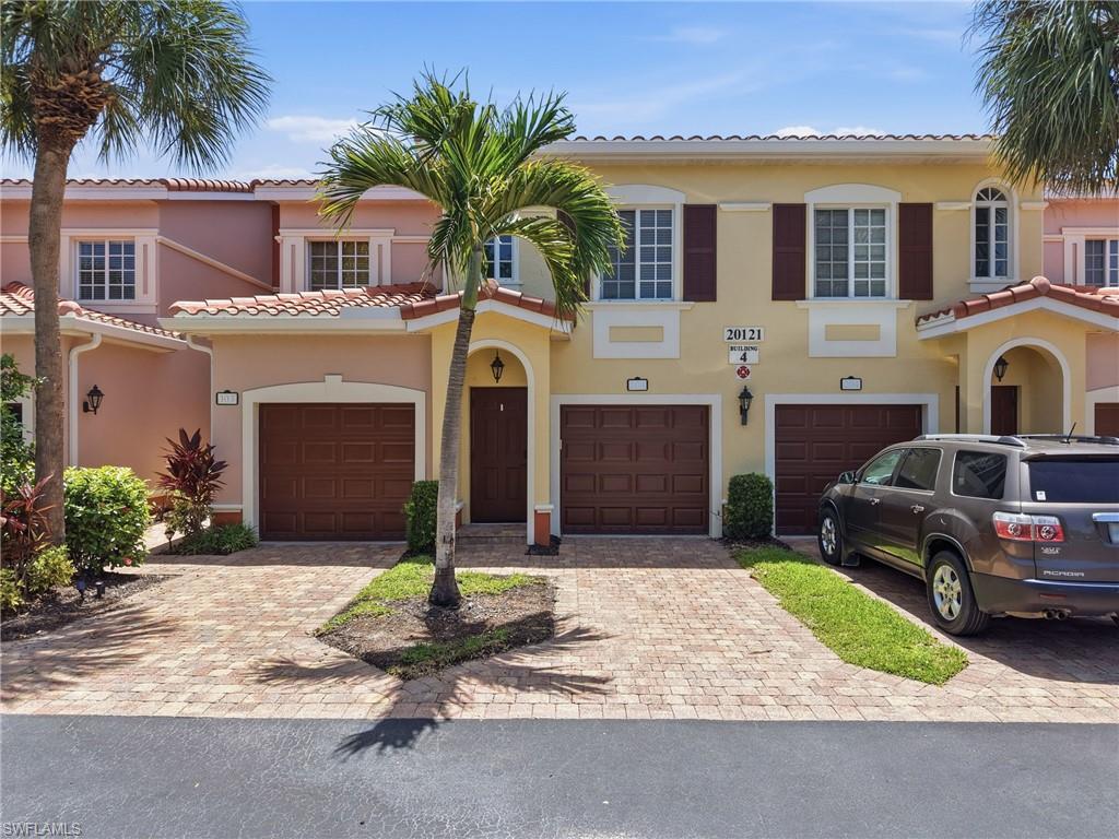 20121 Estero Gardens CIR 203
