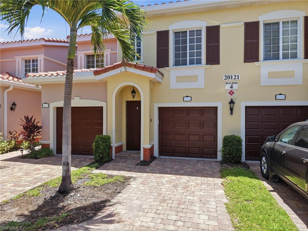 20121 Estero Gardens CIR 203