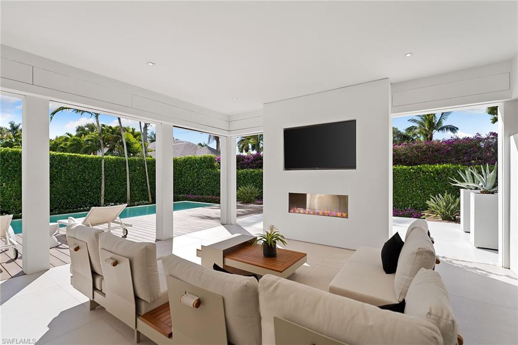 RIDGEVIEW LAKES - Residential