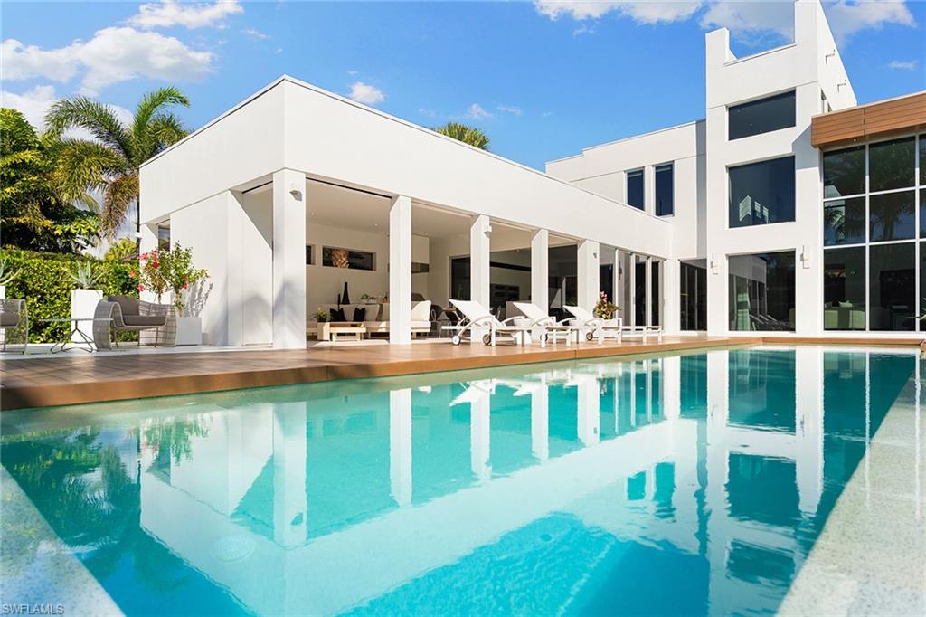 RIDGEVIEW LAKES - Residential