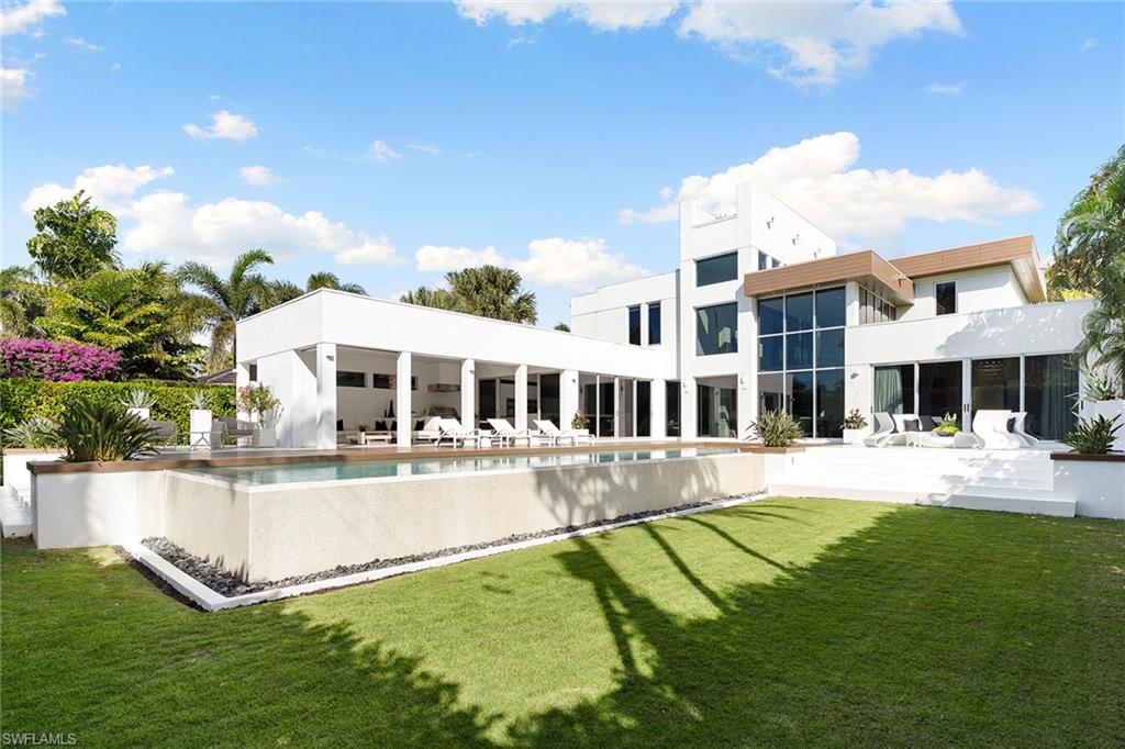 RIDGEVIEW LAKES - Residential