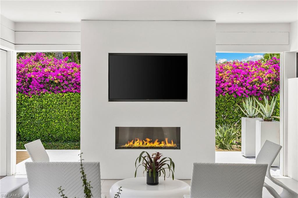 RIDGEVIEW LAKES - Residential