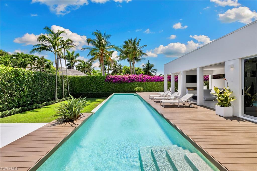 OLDE NAPLES - Residential