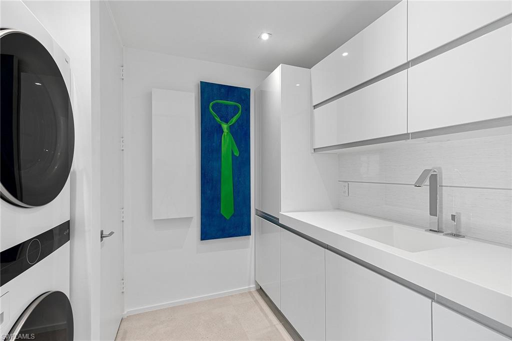 RIDGEVIEW LAKES - Residential