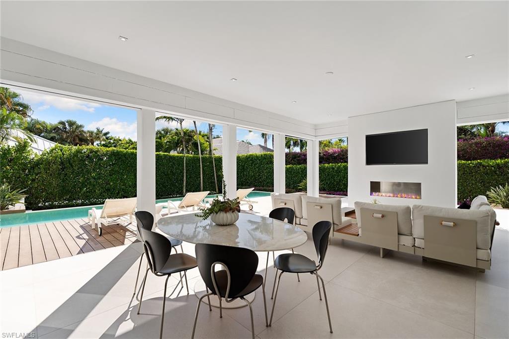 RIDGEVIEW LAKES - Residential