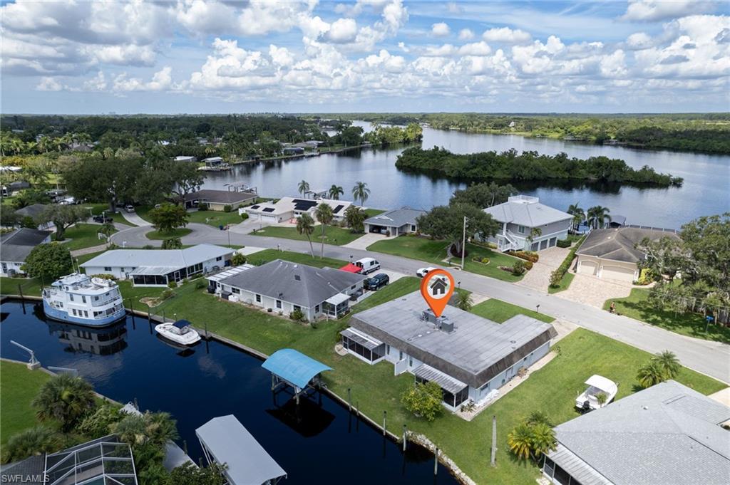 PARADISE SHORES - Residential