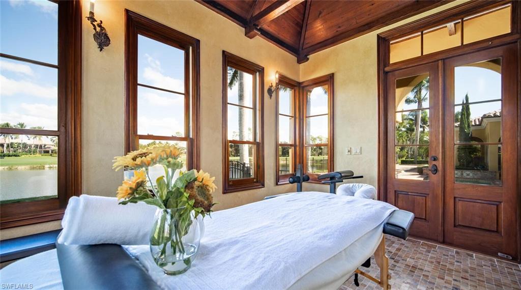 QUAIL WEST - Residential