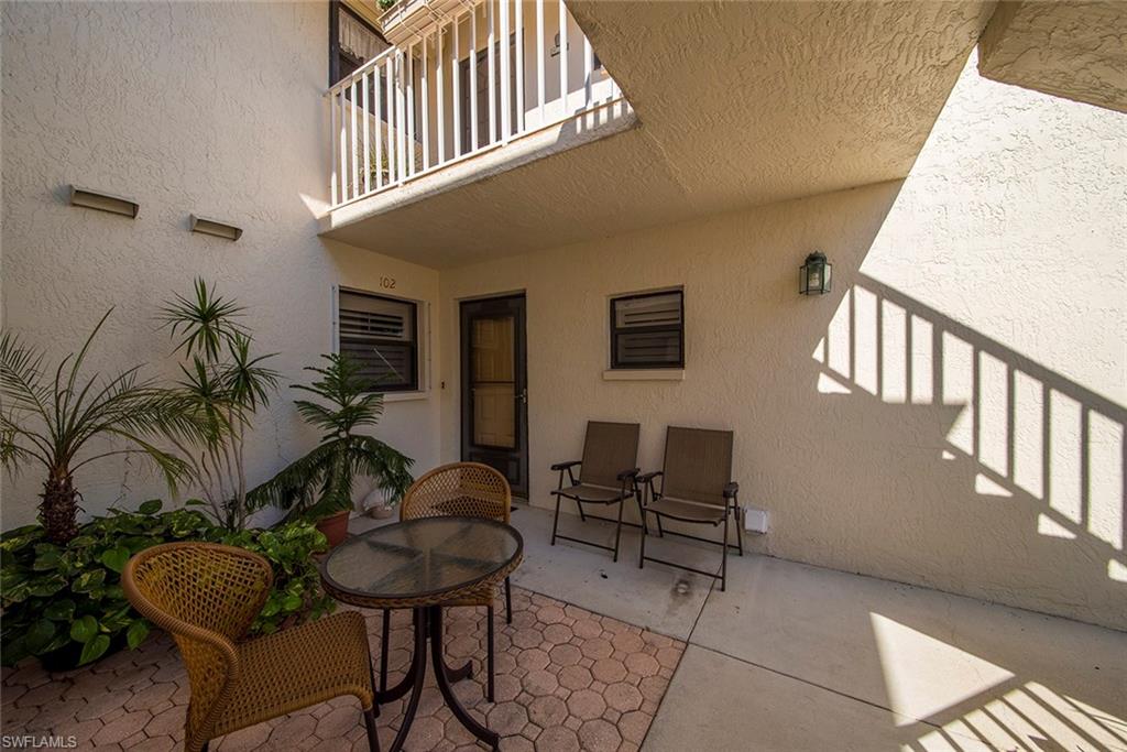 RETREAT - Residential