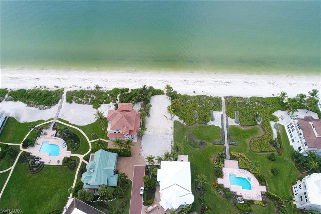 BAREFOOT BEACH - Land