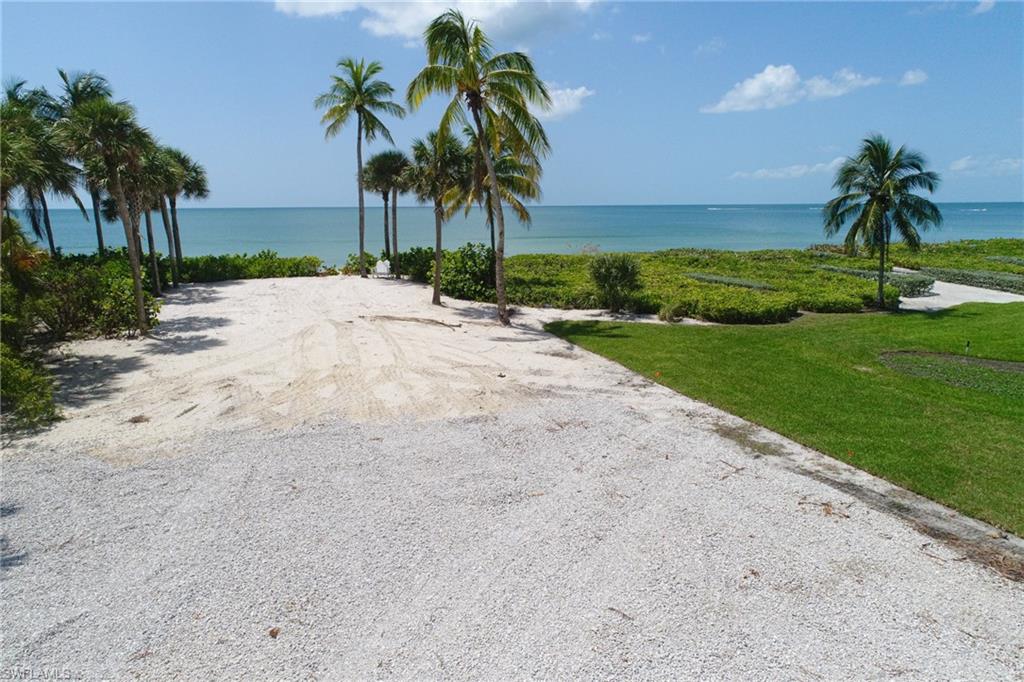 BAREFOOT BEACH - Land