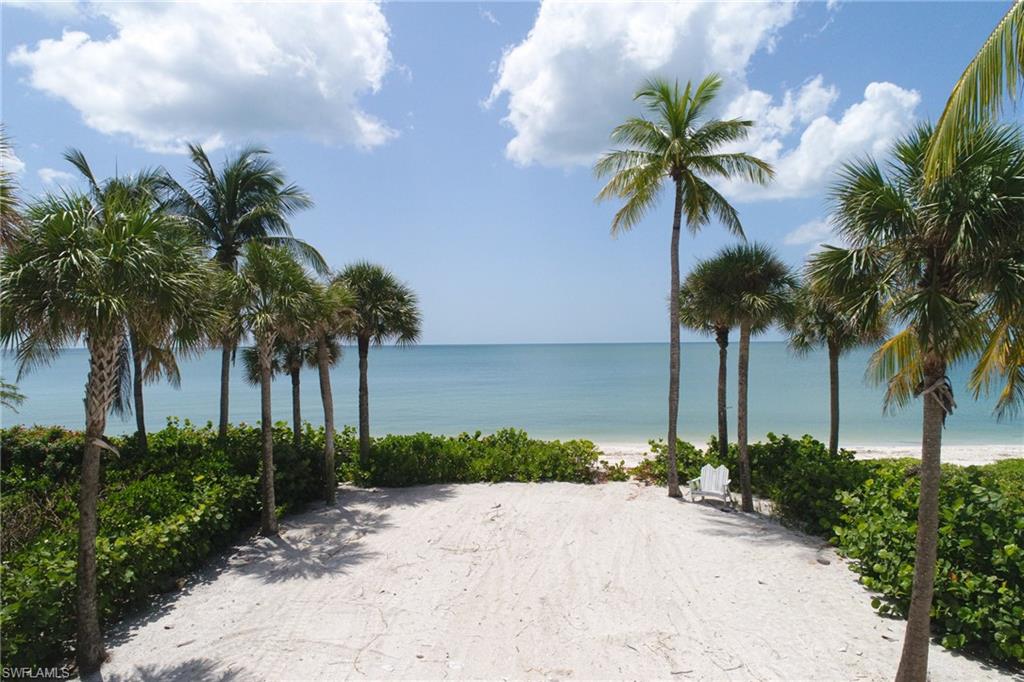 BAREFOOT BEACH - Land