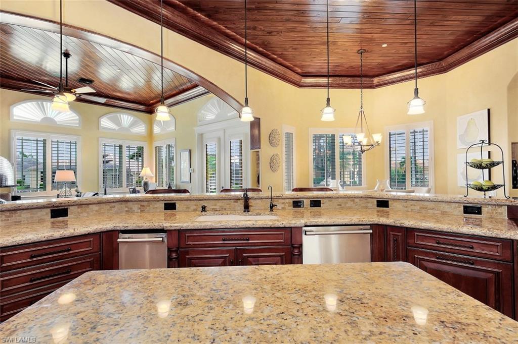 CAPE HARBOUR - Residential