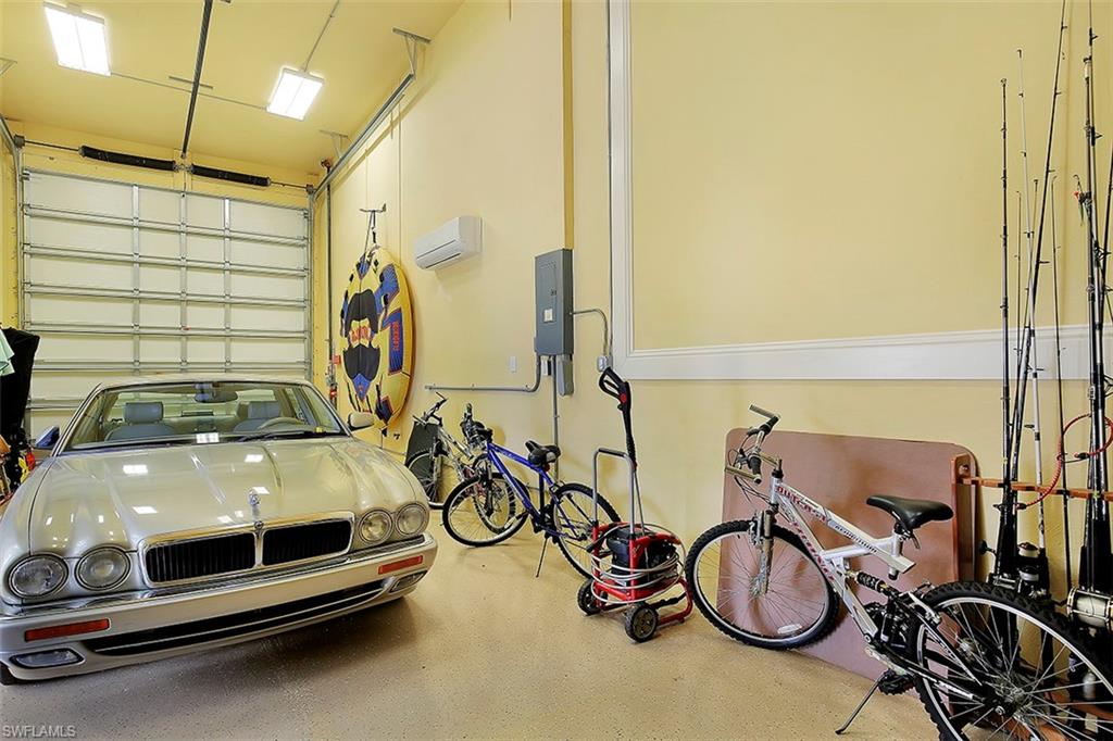 CAPE HARBOUR - Residential