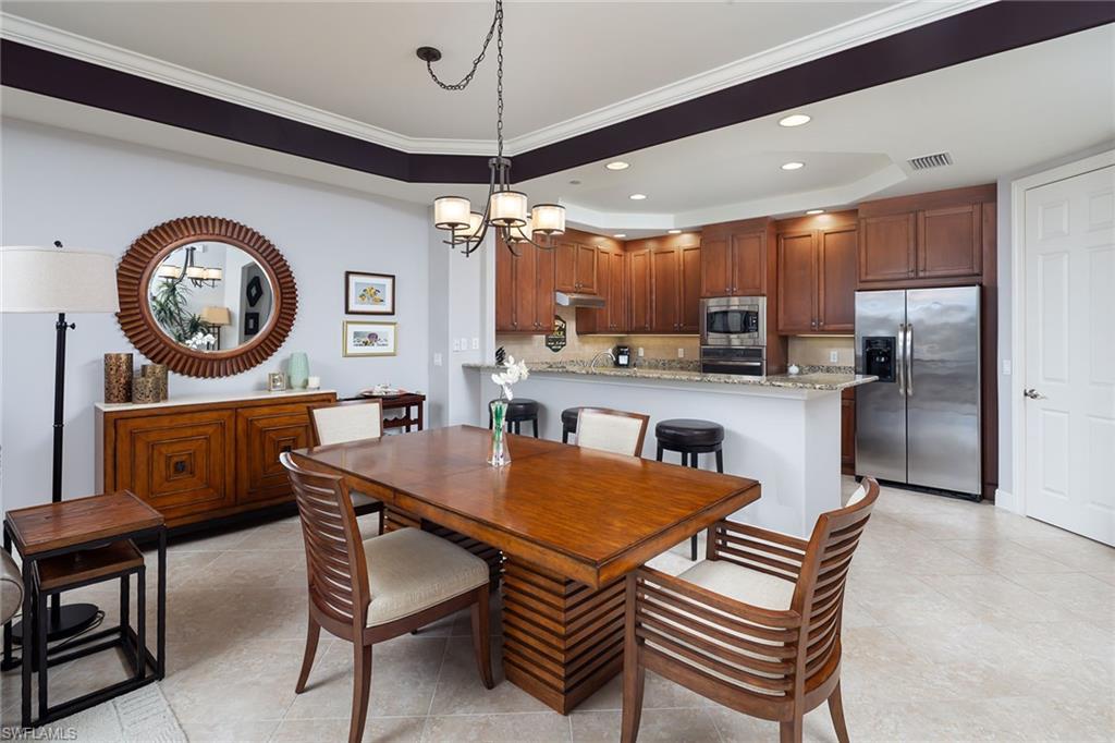 VISTA POINTE - Residential