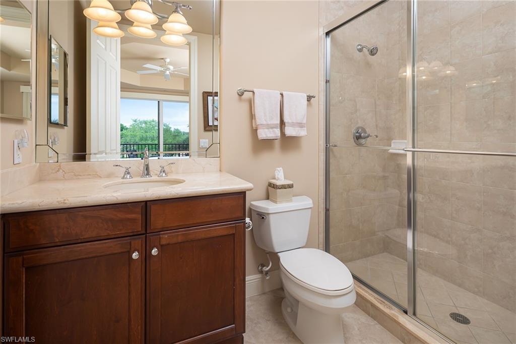 VISTA POINTE - Residential