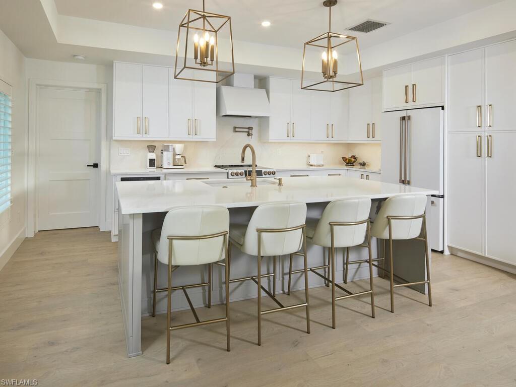 LAKE PARK - Residential