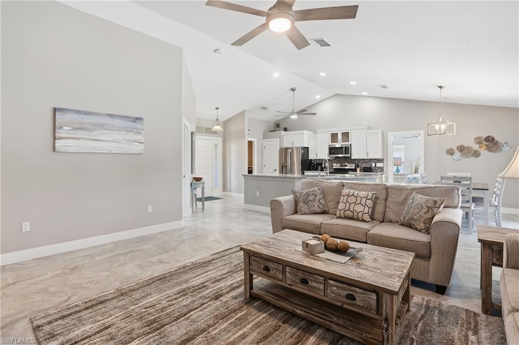 CAPE CORAL - Residential