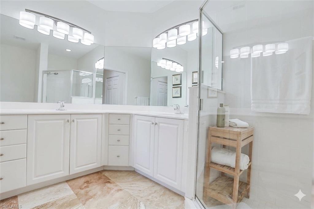 OAKWOOD - Residential Lease