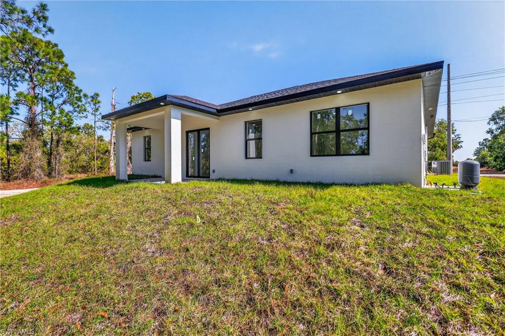 LEHIGH ACRES - Residential