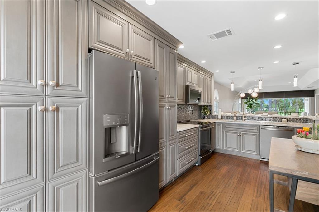 GLENEAGLES - Residential
