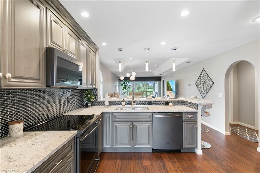 GLENEAGLES - Residential