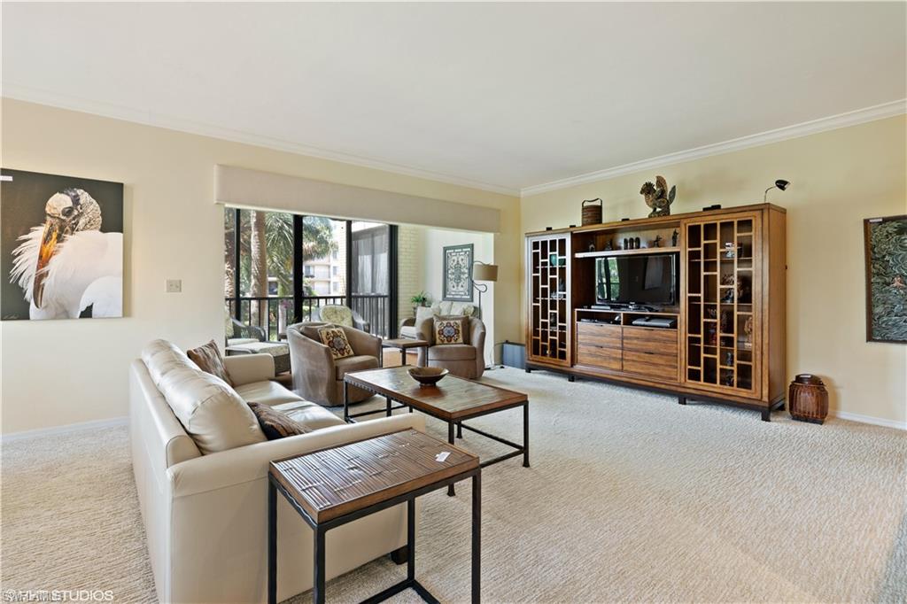 INTERLACHEN - Residential