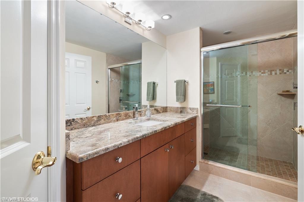 INTERLACHEN - Residential