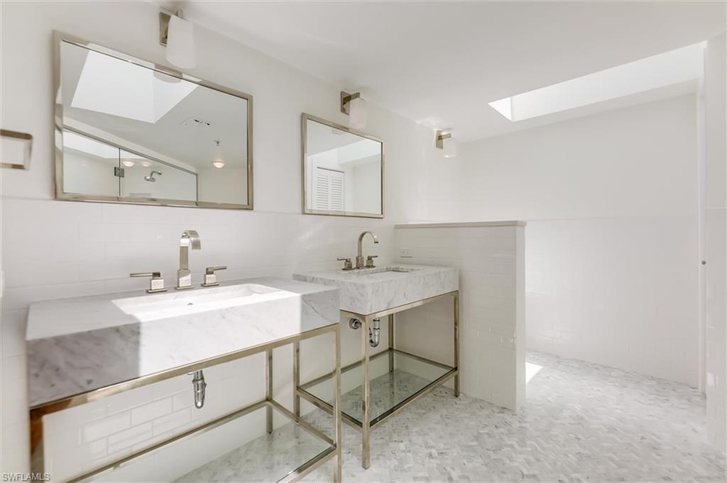 LANDS ENDS VILLAGE CONDO - Residential