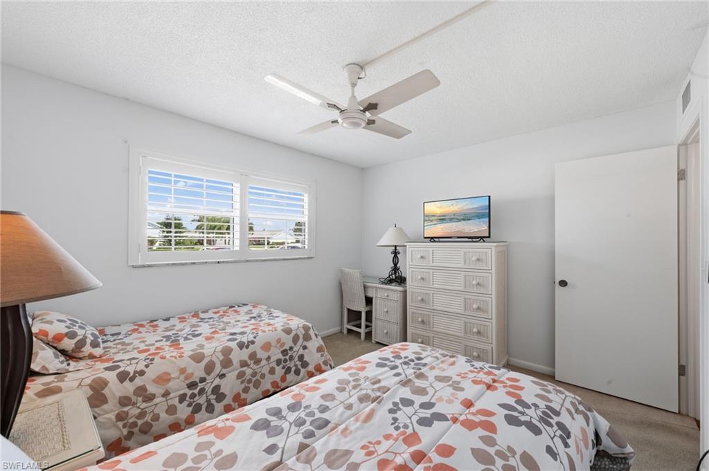 MYERLEE COUNTRY CLUB ESTATES NORTH CONDO - Residential