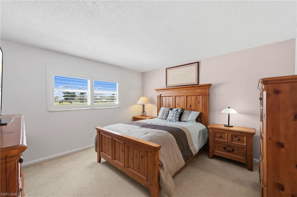 MYERLEE COUNTRY CLUB ESTATES NORTH CONDO - Residential