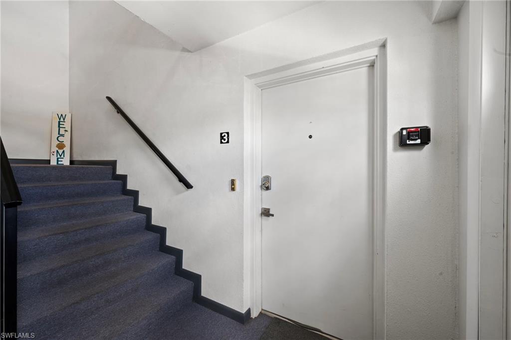 MYERLEE COUNTRY CLUB ESTATES NORTH CONDO - Residential