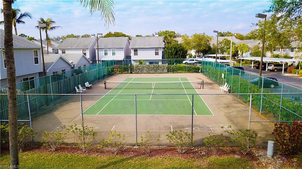 SUMMERLIN TRACE CONDO - Residential