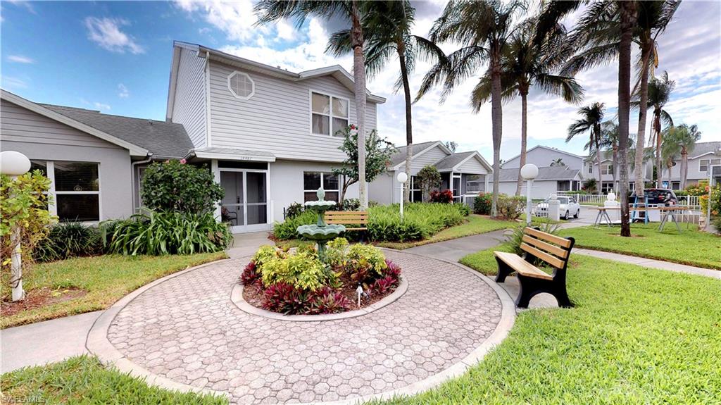 SUMMERLIN TRACE CONDO - Residential