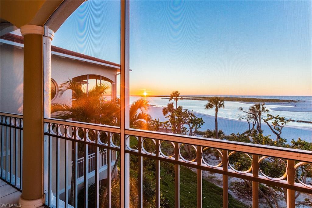 HIDEAWAY BEACH - Residential