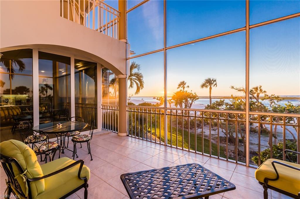 HIDEAWAY BEACH - Residential