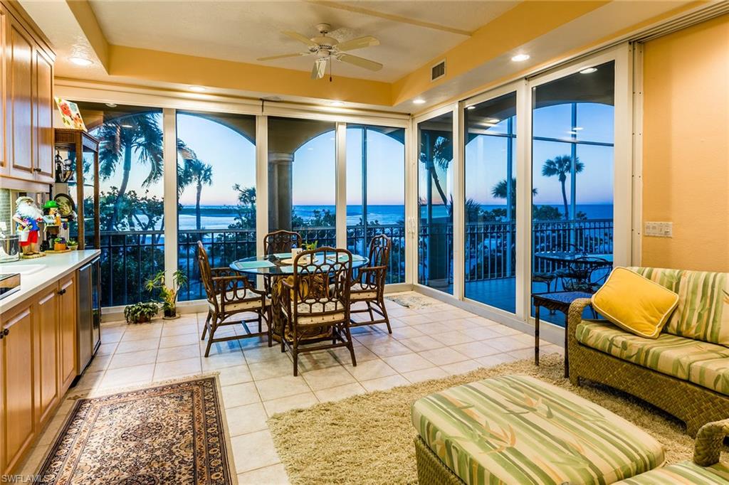 HIDEAWAY BEACH - Residential