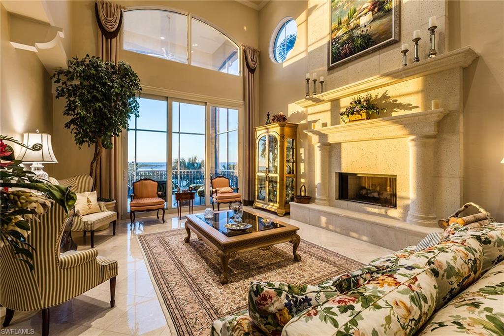 HIDEAWAY BEACH - Residential