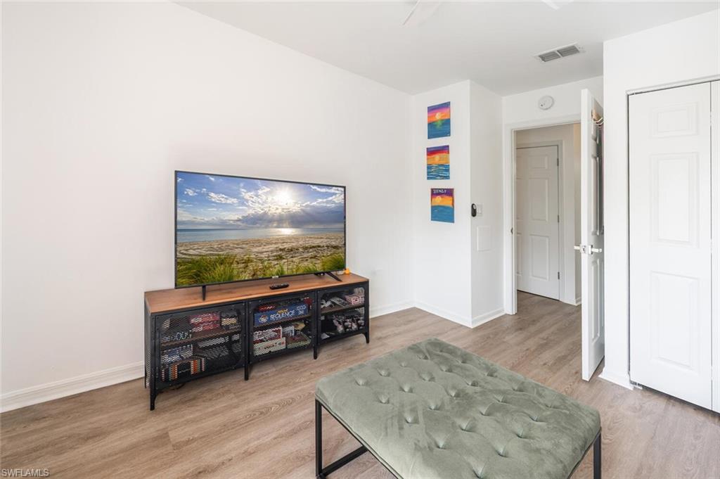 PIPERS GROVE - Residential