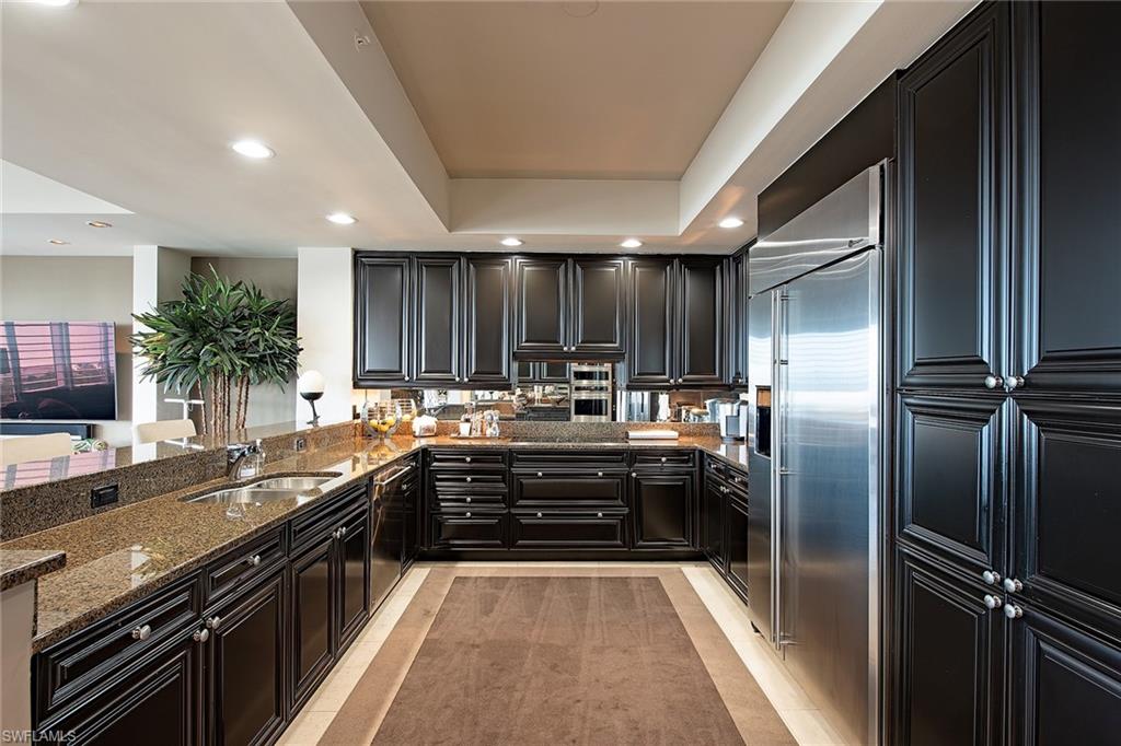 TRIESTE AT BAY COLONY - Residential