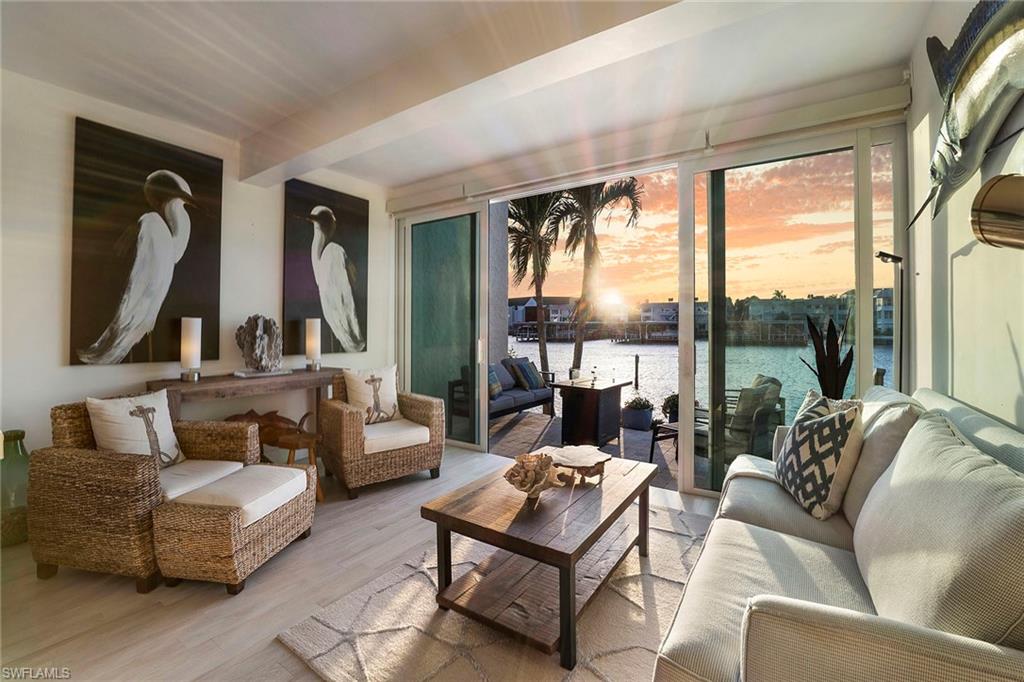 800 River Point DR 209