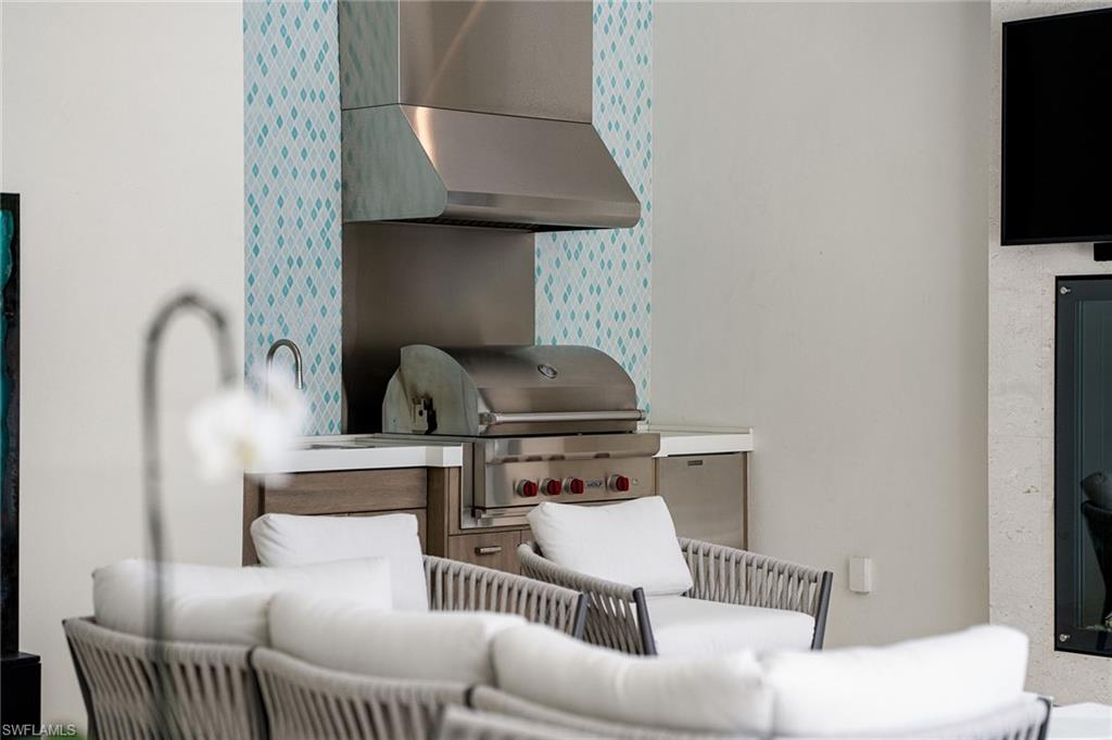 OLDE NAPLES - Residential