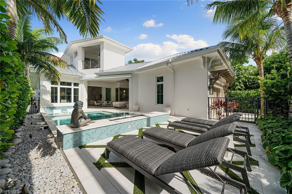 OLDE NAPLES - Residential