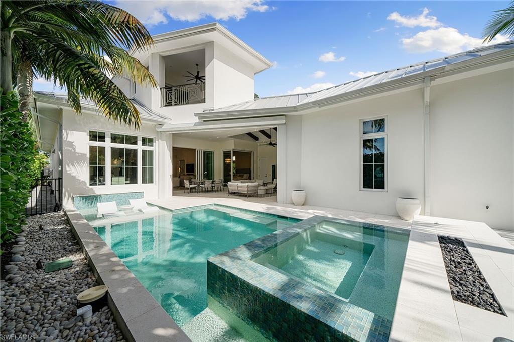 OLDE NAPLES - Residential