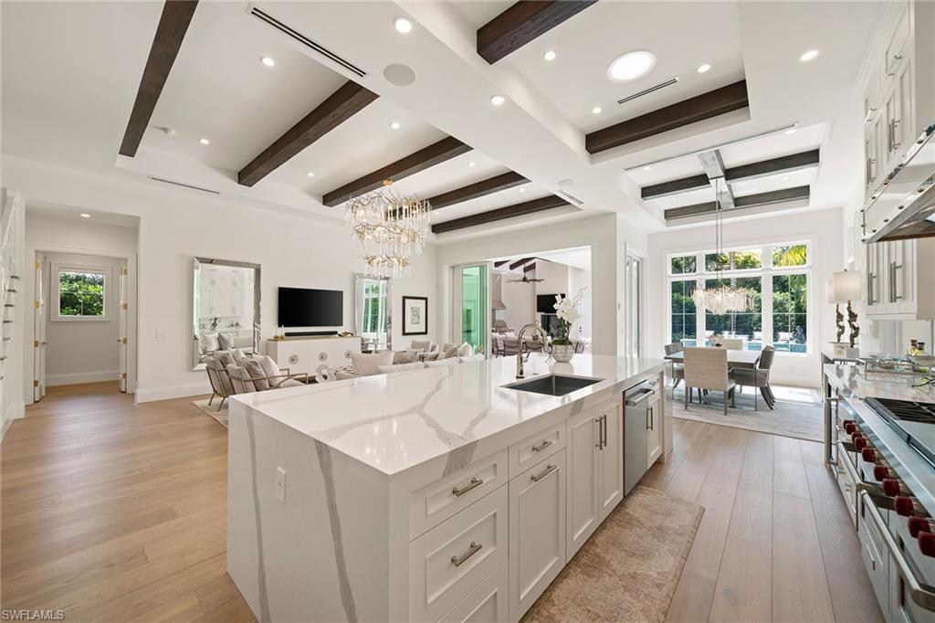 OLDE NAPLES - Residential