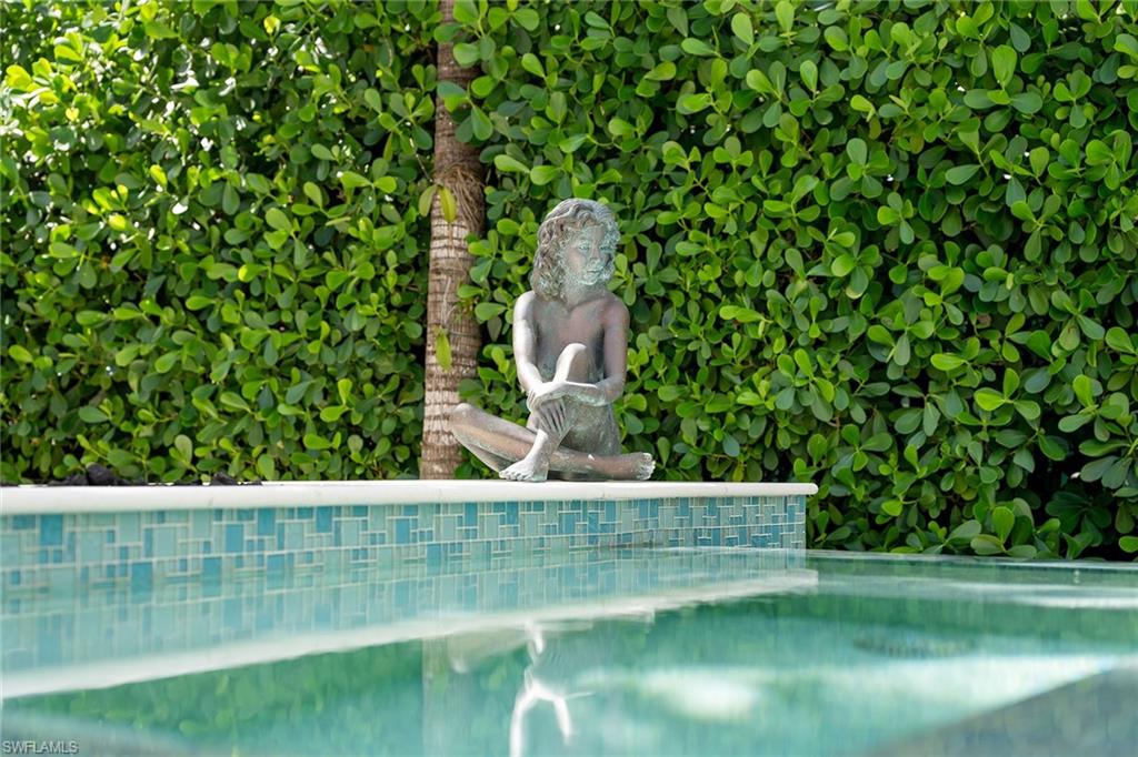 OLDE NAPLES - Residential