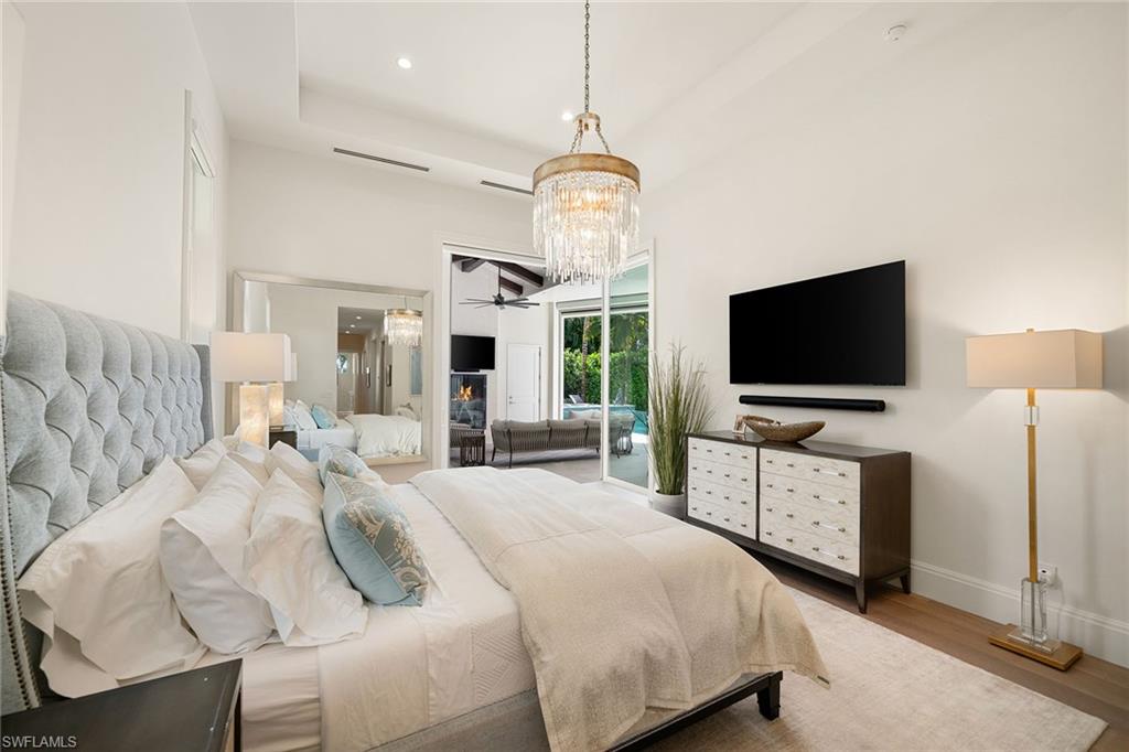 OLDE NAPLES - Residential