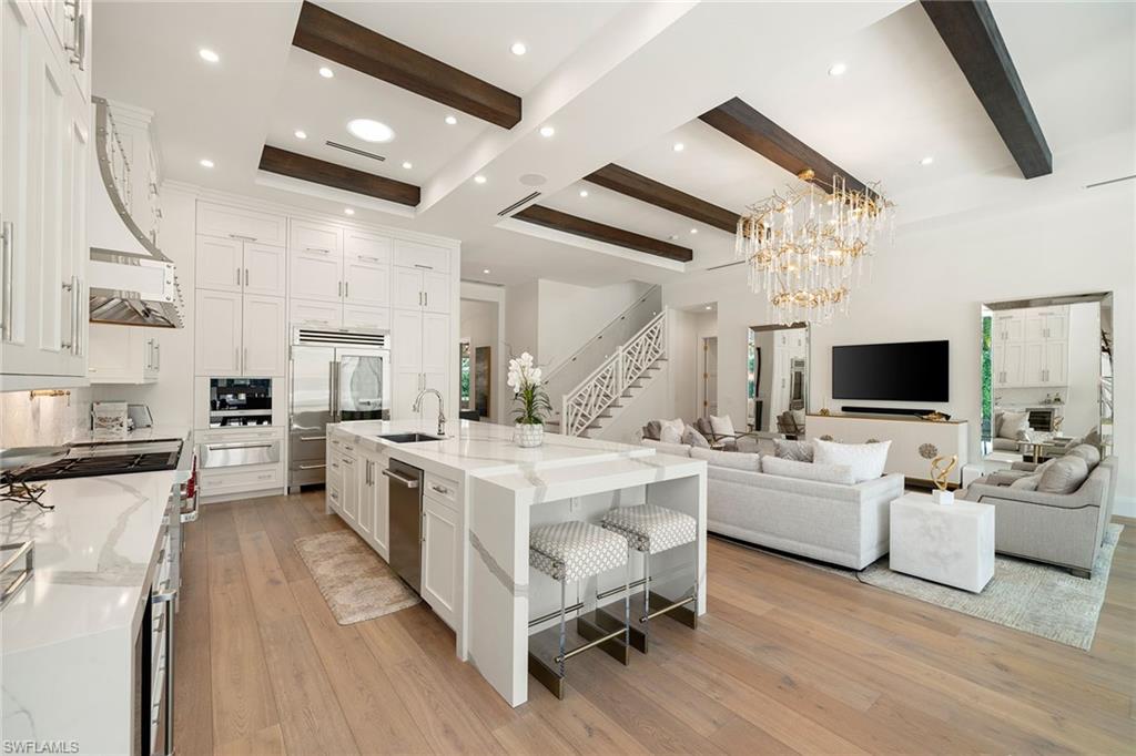 OLDE NAPLES - Residential