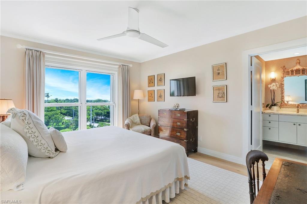 LAURENTIANS - Residential